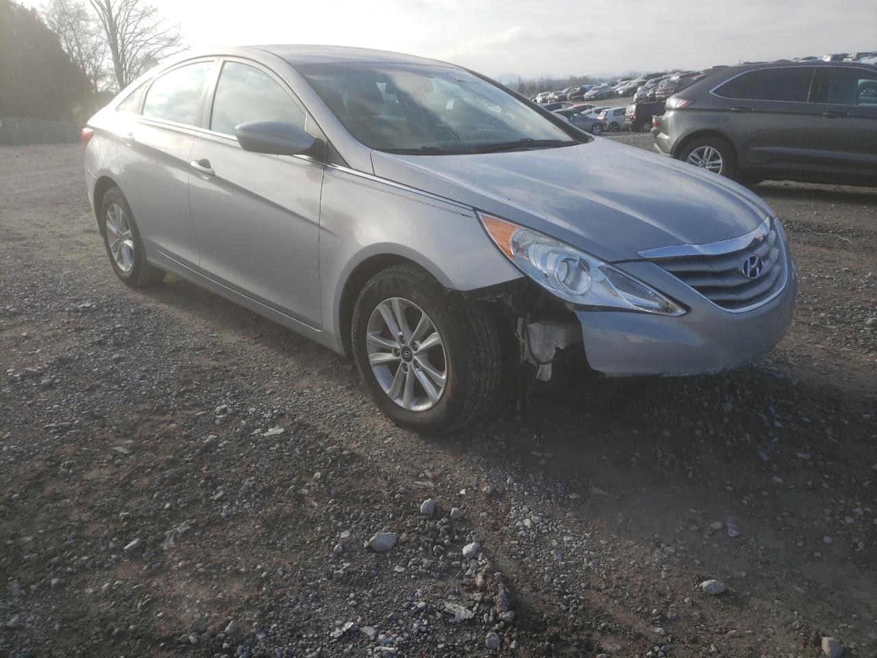 HYUNDAI SONATA GLS 2013 with VIN 5NPEB4AC8DH591803 - Photo from auction