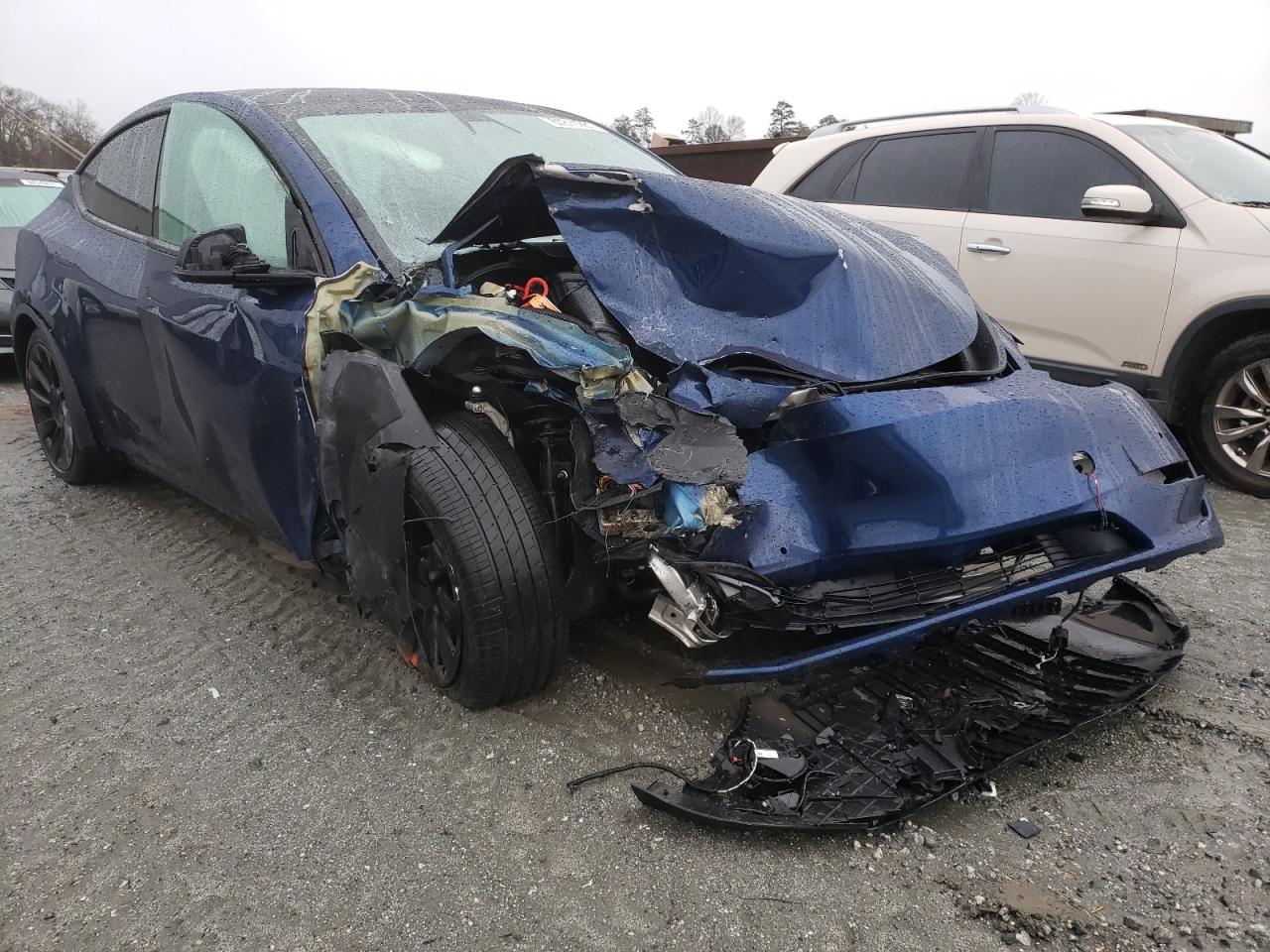 TESLA MODEL Y 2021 with VIN 5YJYGDEE6MF126025 - Photo from auction