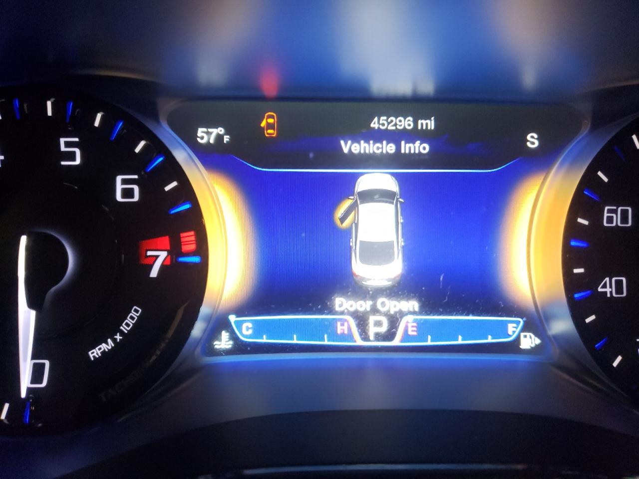 Photo 8 from auction – 2015 CHRYSLER 200 S with VIN 1C3CCCBGXFN516107