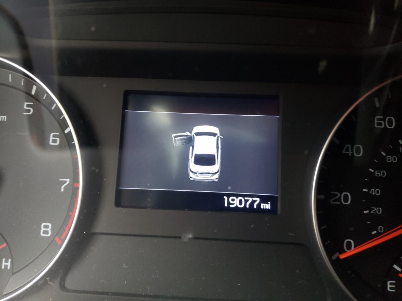 Photo 8 from auction – 2020 KIA FORTE FE with VIN 3KPF24AD8LE216283
