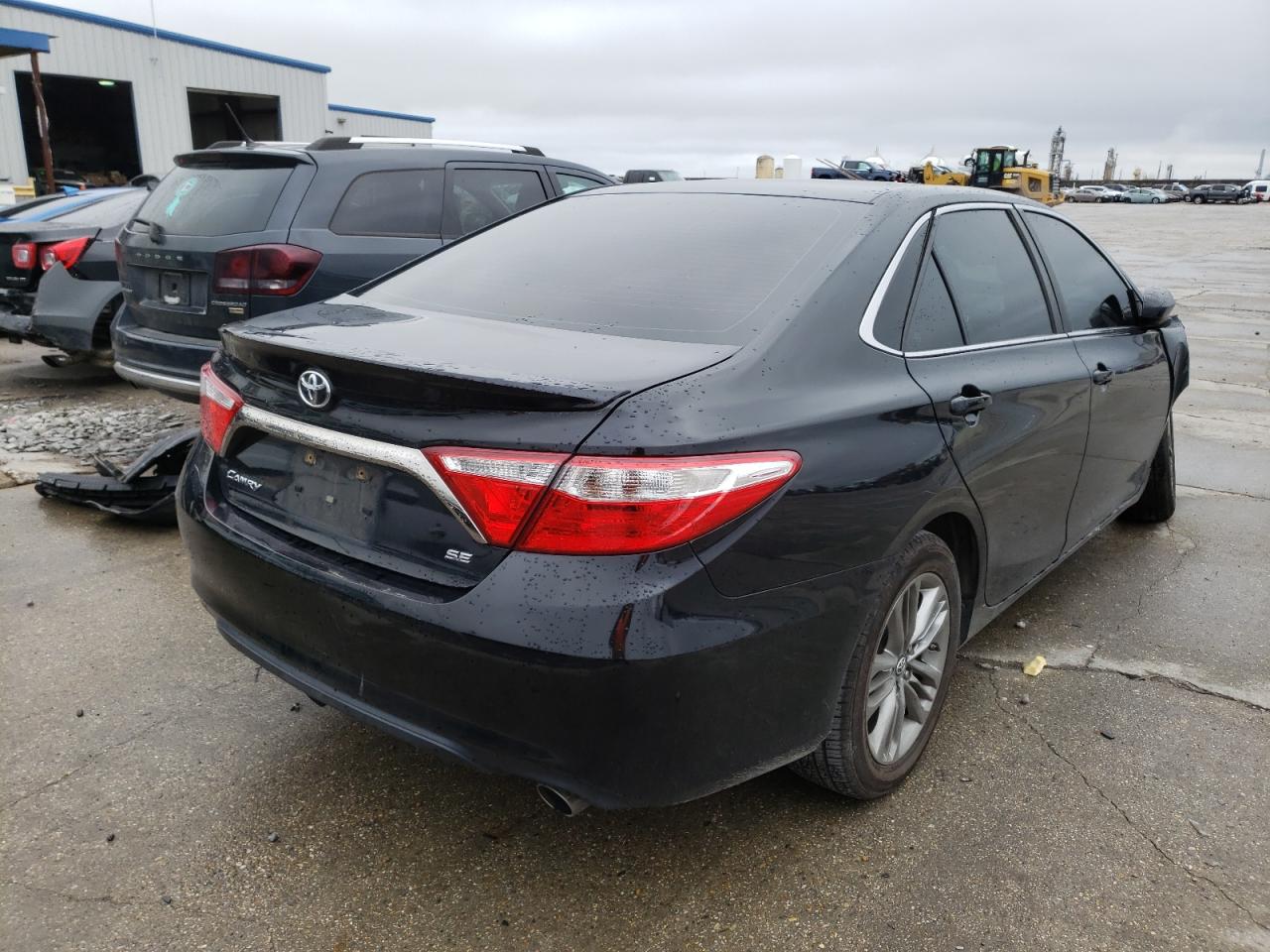 Photo 4 from auction – 2017 TOYOTA CAMRY LE with VIN 4T1BF1FKXHU387131