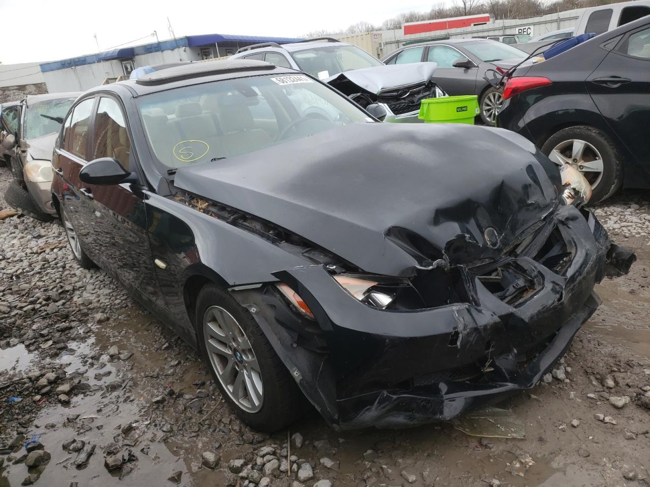 BMW 328 I 2007 with VIN WBAVA33507KX76863 - Photo from auction