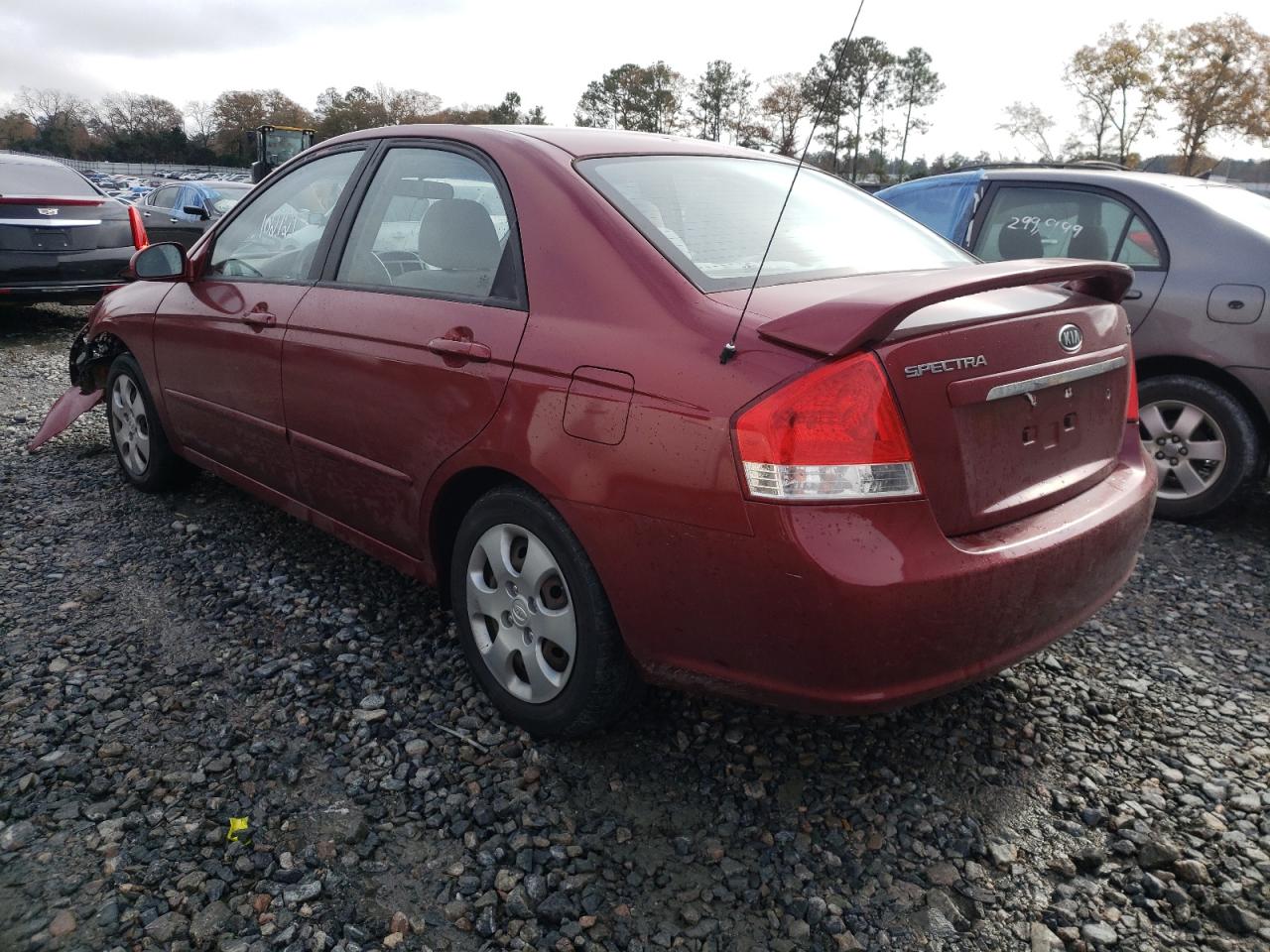 Photo 3 from auction – 2007 KIA SPECTRA EX with VIN KNAFE121075458462