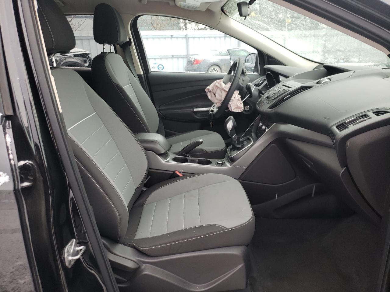 Photo 5 from auction – 2013 FORD ESCAPE SE with VIN 1FMCU0GX9DUD42657