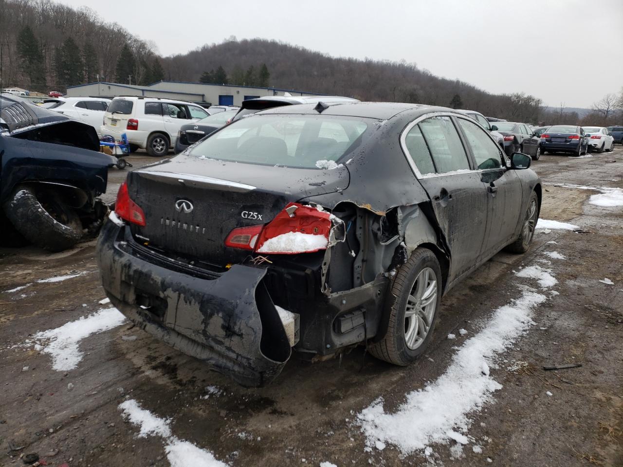 Photo 4 from auction – 2011 INFINITI G25 with VIN JN1DV6AR7BM650574