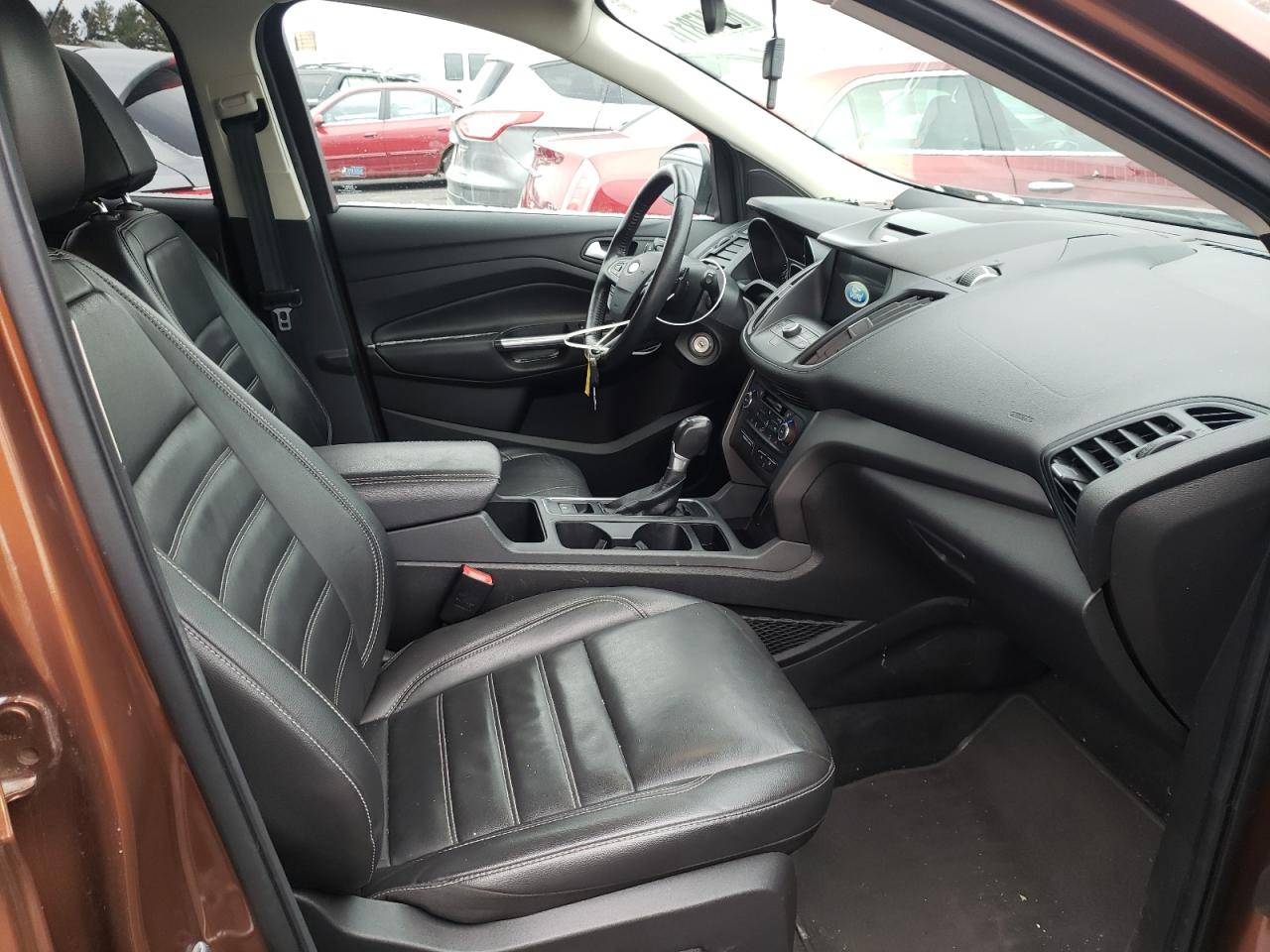 Фото 5 с аукциона – 2017 FORD ESCAPE SE с VIN 1FMCU9GD3HUC65056