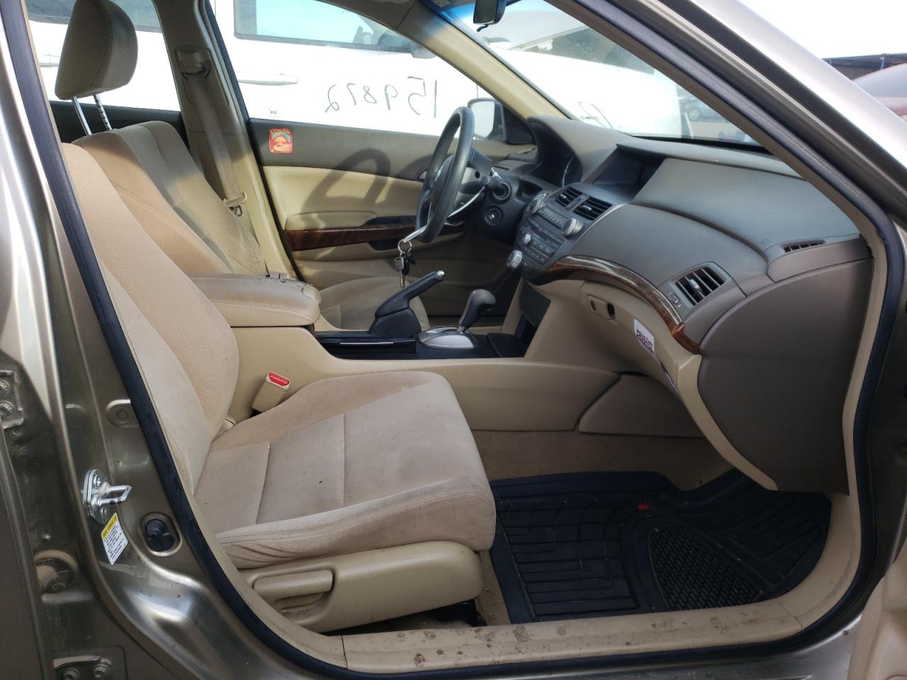 Photo 5 from auction – 2008 HONDA ACCORD EX with VIN JHMCP26708C067053