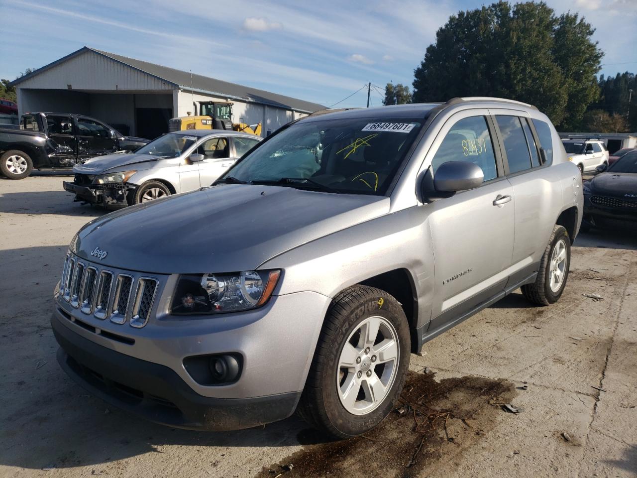 Photo 2 from auction – 2016 JEEP COMPASS LA with VIN 1C4NJCEA4GD773417