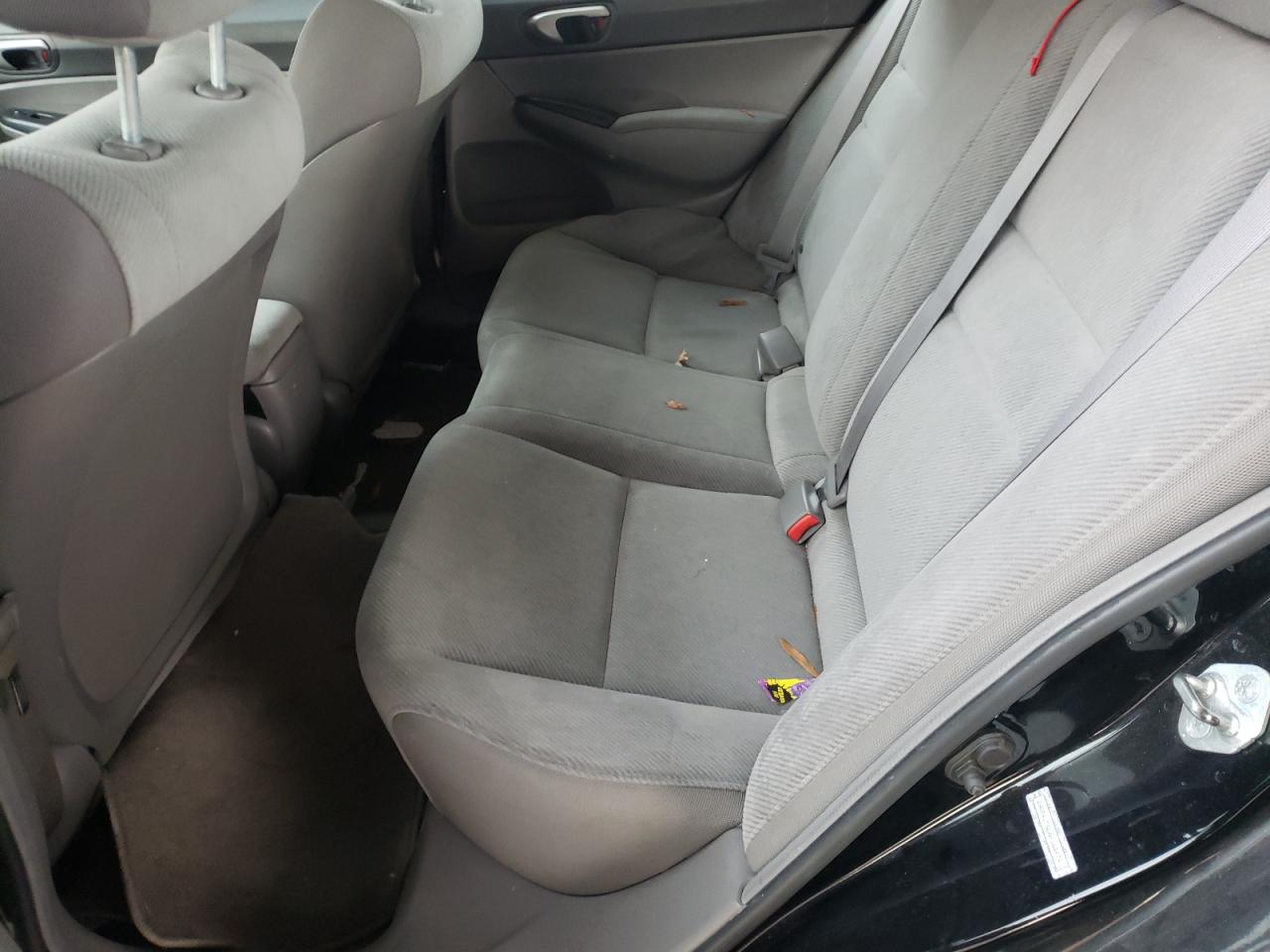 Photo 6 from auction – 2010 HONDA CIVIC LX with VIN 2HGFA1F52AH568474