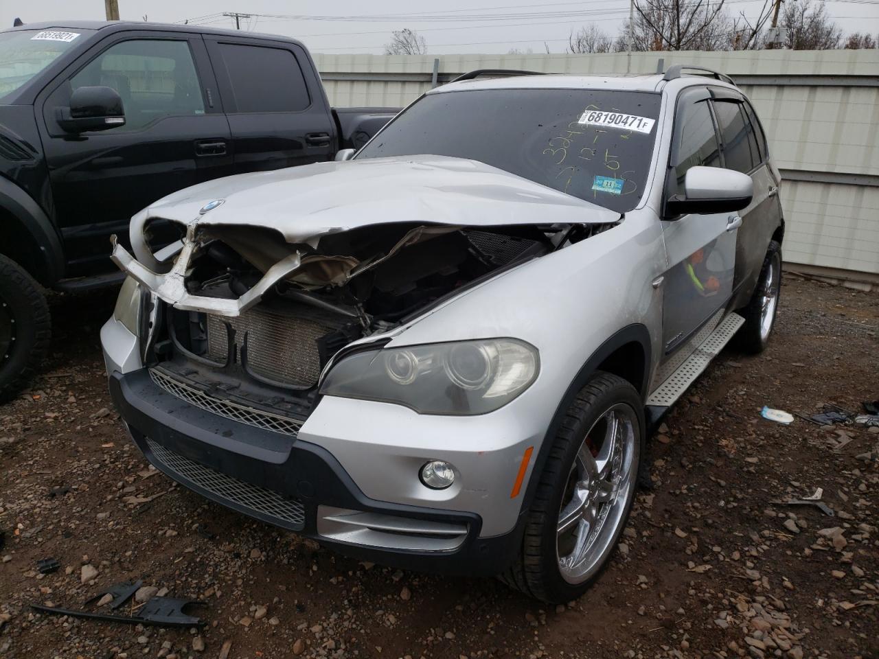 Photo 2 from auction – 2009 BMW X5 XDRIVE3 with VIN 5UXFE43539L275771