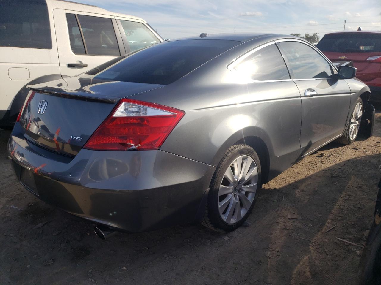 Photo 4 from auction – 2010 HONDA ACCORD EXL with VIN 1HGCS2B88AA002713