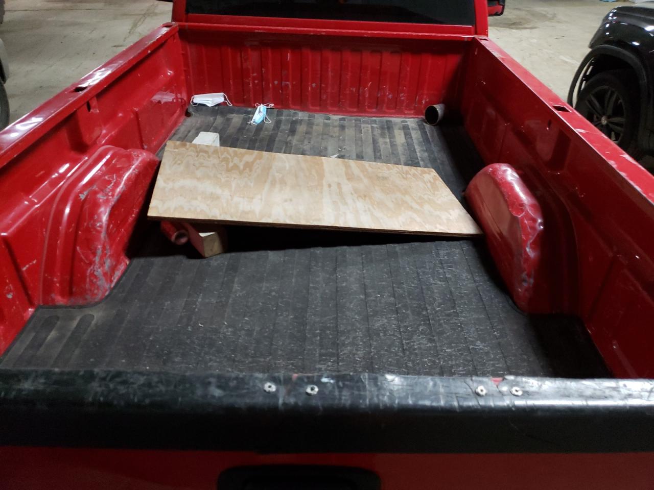Photo 6 from auction – 2004 CHEVROLET SILVERADO with VIN 1GCHK24U84E267966
