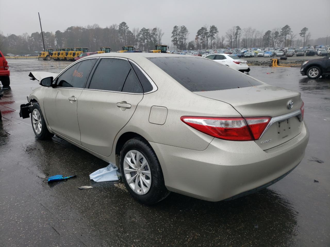 Photo 3 from auction – 2015 TOYOTA CAMRY LE with VIN 4T1BF1FK0FU953343
