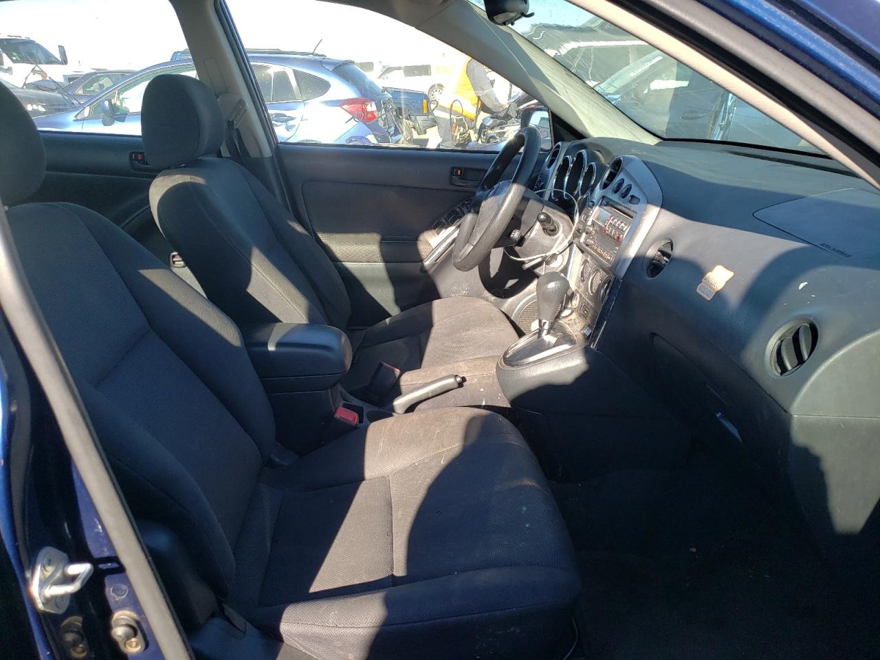Photo 5 from auction – 2004 PONTIAC VIBE with VIN 5Y2SL628X4Z428617