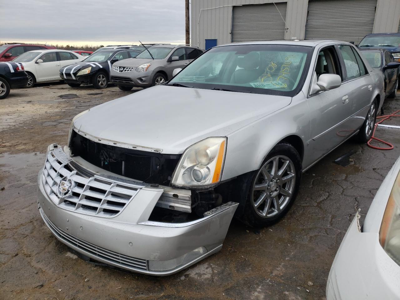 Photo 2 from auction – 2008 CADILLAC DTS with VIN 1G6KD57998U161789