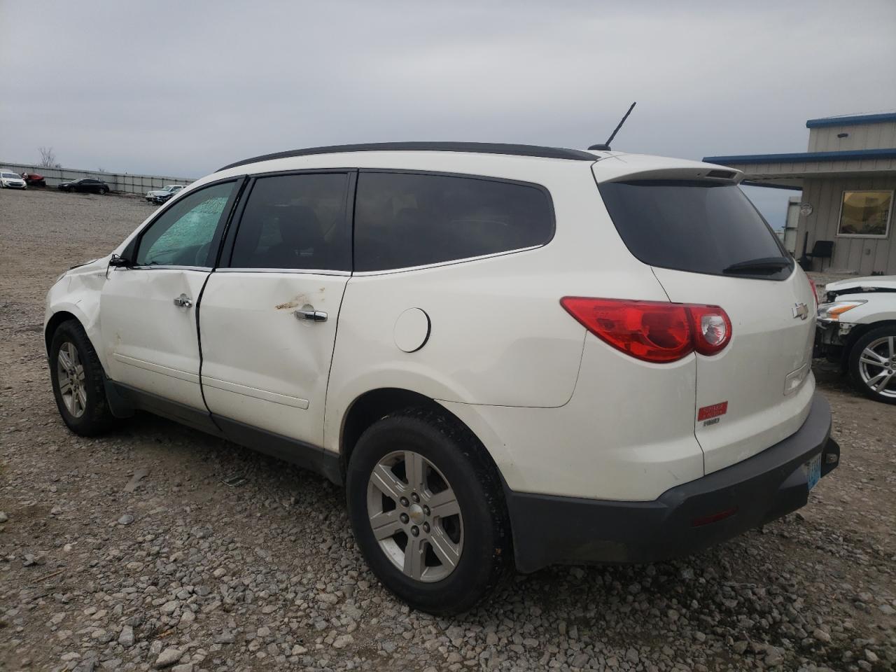 Photo 3 from auction – 2012 CHEVROLET TRAVERSE L with VIN 1GNKVGED8CJ102991