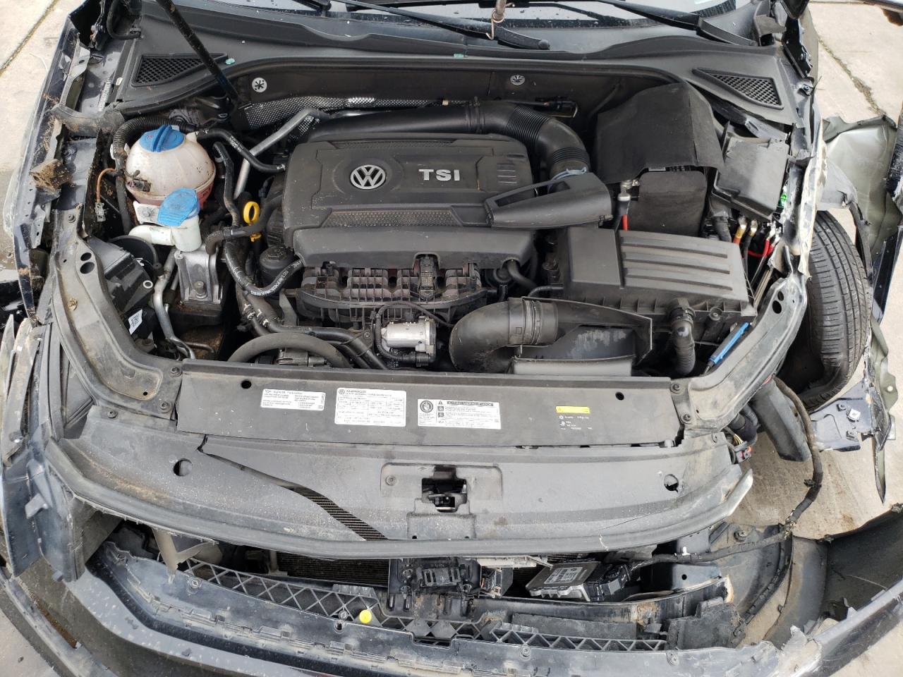 Photo 7 from auction – 2017 VOLKSWAGEN PASSAT S with VIN 1VWAT7A37HC013221