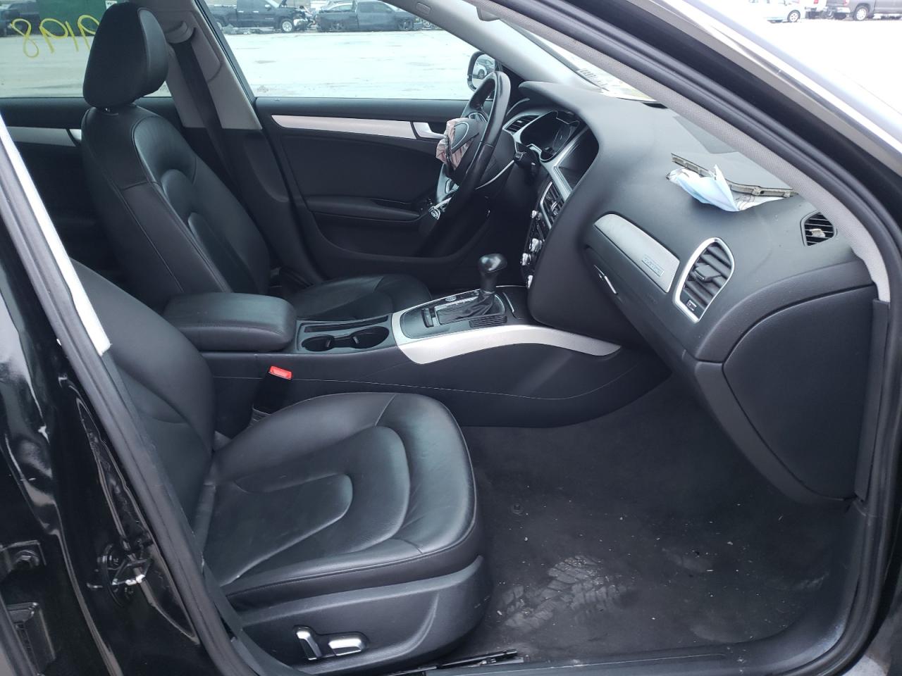 Photo 5 from auction – 2016 AUDI A4 PREMIUM with VIN WAUBFAFL1GN004812