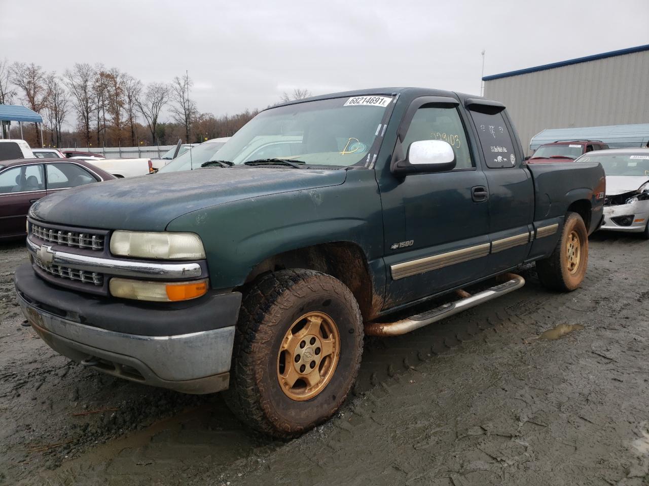 Photo 2 from auction – 2002 CHEVROLET SILVERADO with VIN 1GCEK19T22Z247831