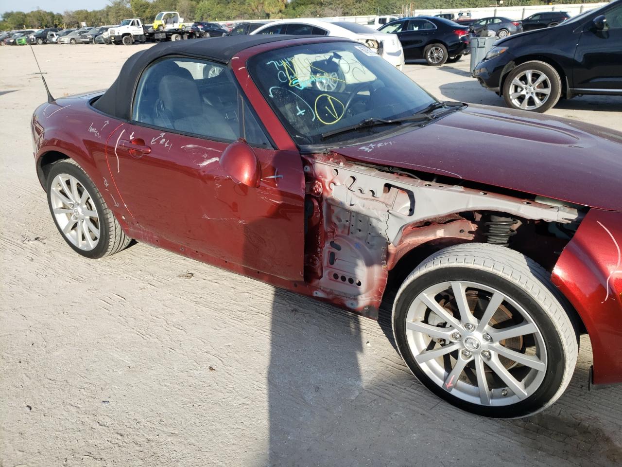 Photo 9 from auction – 2008 MAZDA MX-5 MIATA with VIN JM1NC25F580141003
