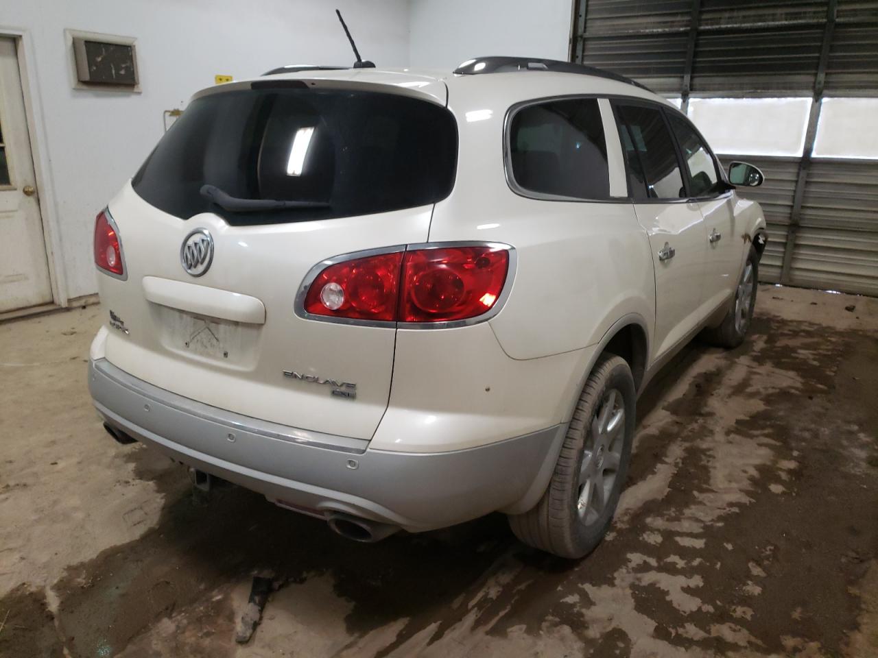 Photo 4 from auction – 2008 BUICK ENCLAVE CX with VIN 5GAER23708J138628