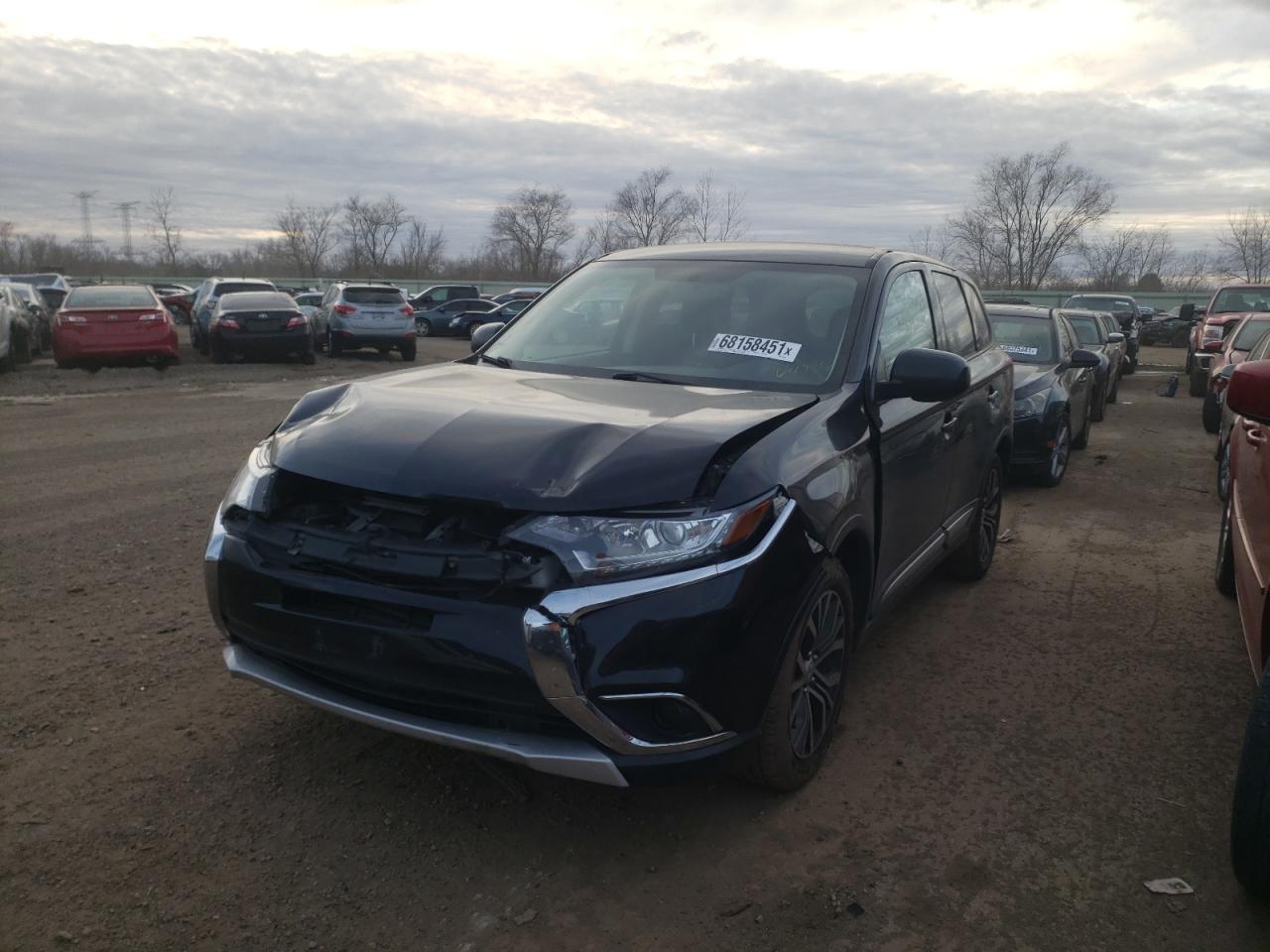 Photo 2 from auction – 2017 MITSUBISHI OUTLANDER with VIN JA4AD2A31HZ064756