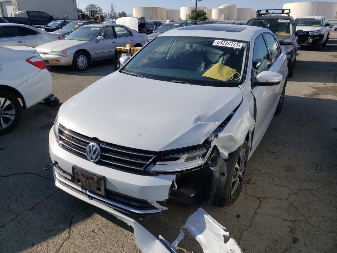 Photo 2 from auction – 2017 VOLKSWAGEN JETTA SE with VIN 3VWDB7AJ2HM312113