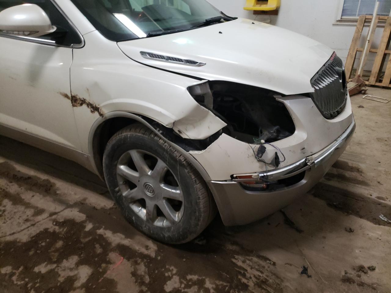 Photo 9 from auction – 2008 BUICK ENCLAVE CX with VIN 5GAER23708J138628