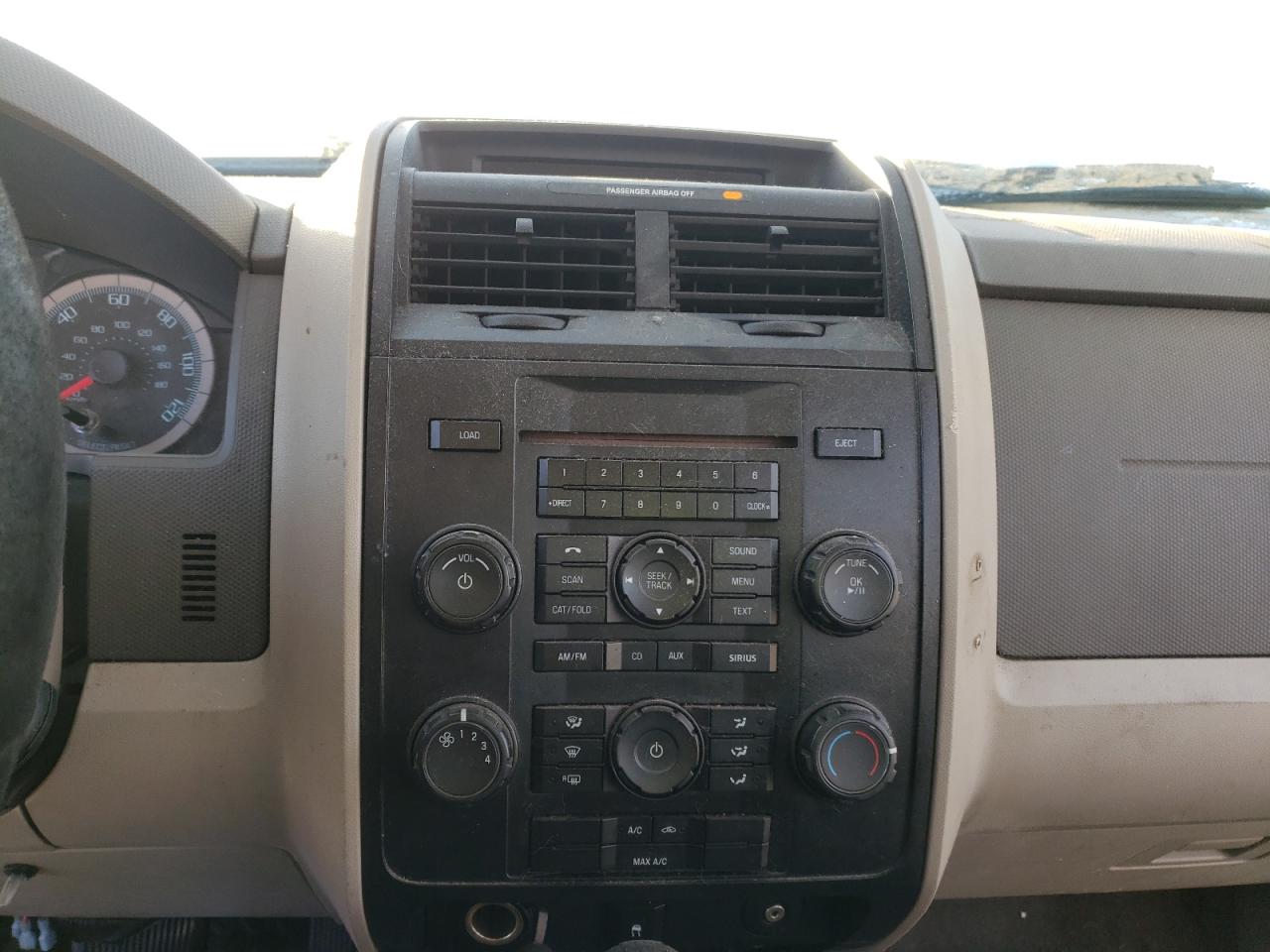Photo 9 from auction – 2010 FORD ESCAPE XLS with VIN 1FMCU0C75AKA30803