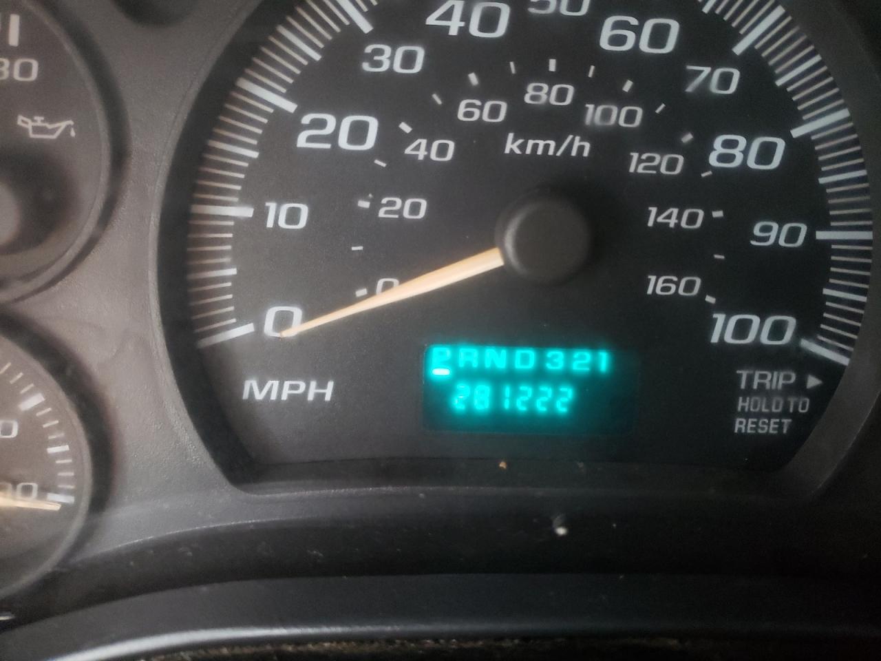 Photo 8 from auction – 2004 CHEVROLET EXPRESS G1 with VIN 1GCEG15X641189685