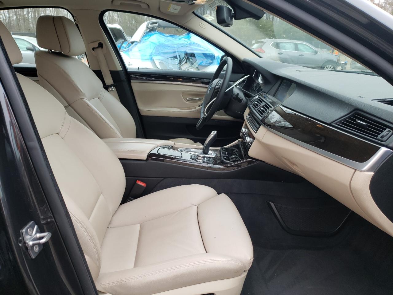 Photo 5 from auction – 2012 BMW 535 XI with VIN WBAFU7C50CDU59313