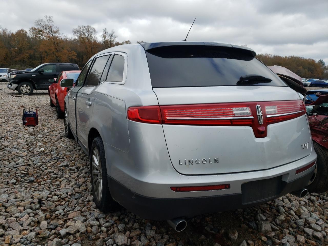 Photo 3 from auction – 2012 LINCOLN MKT with VIN 2LMHJ5FR6CBL54997