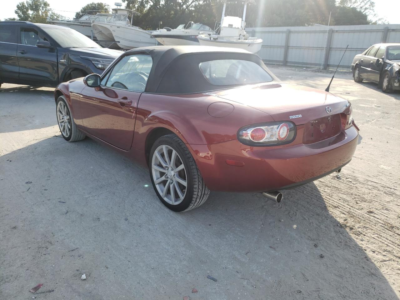 صورة رقم 3 من المزاد - 2008 MAZDA MX-5 MIATA مع VIN JM1NC25F580141003
