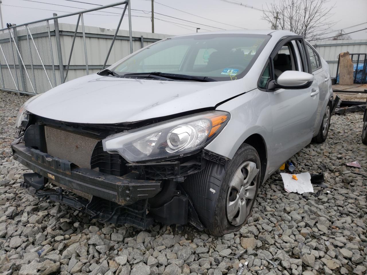 Photo 2 from auction – 2015 KIA FORTE LX with VIN KNAFK4A68F5417616