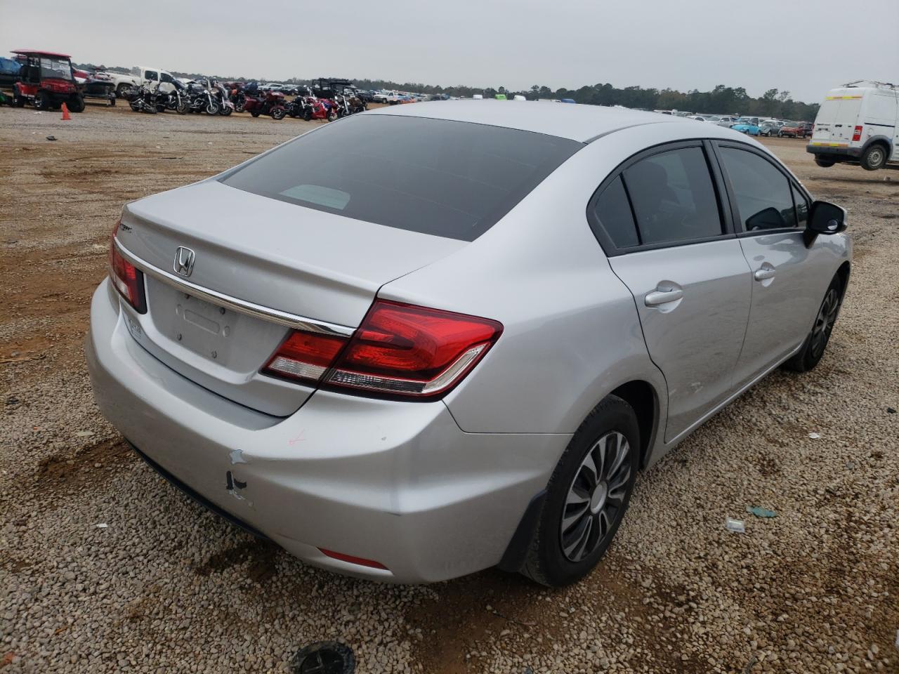 Photo 4 from auction – 2013 HONDA CIVIC LX with VIN 19XFB2F53DE095900