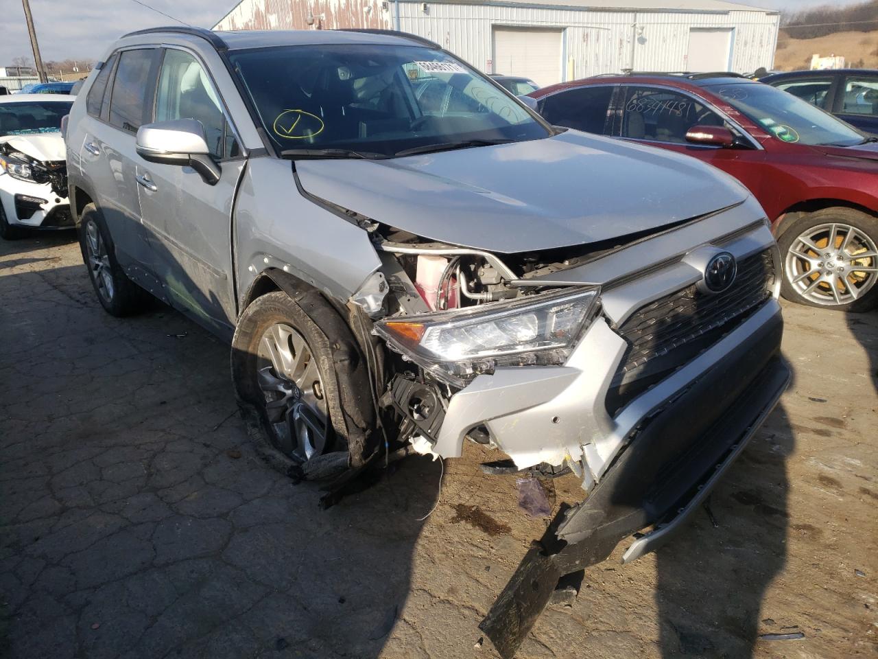 TOYOTA RAV4 LIMIT 2019 with VIN 2T3N1RFV3KW074702 - Photo from auction