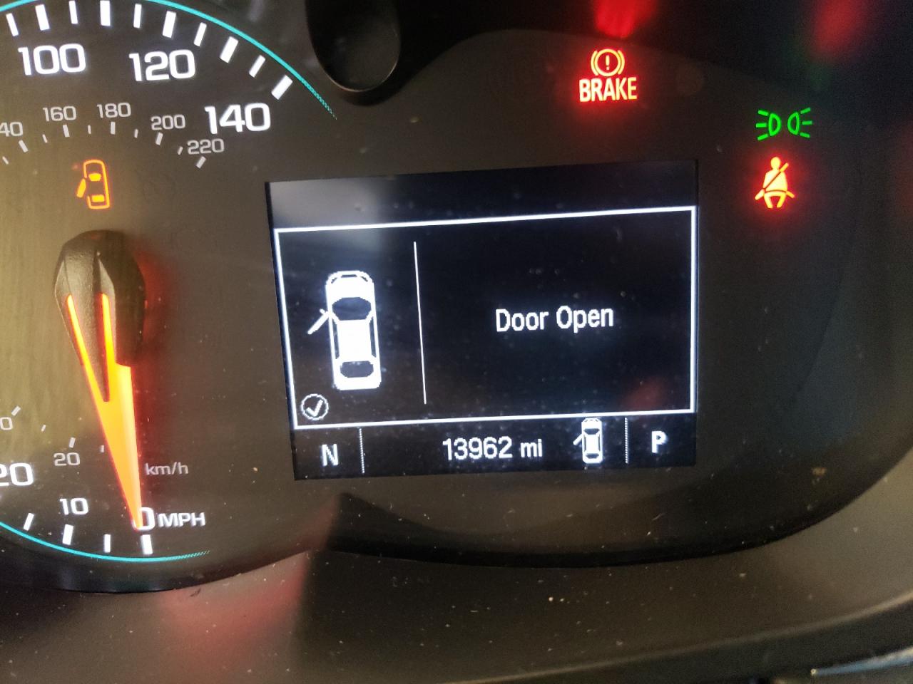 Photo 8 from auction – 2020 CHEVROLET TRAX 1LT with VIN 3GNCJPSB9LL254144