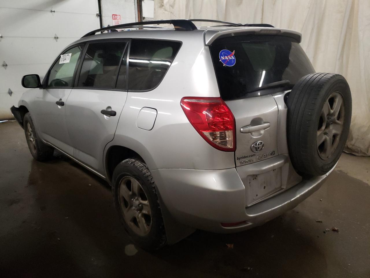 Photo 3 from auction – 2008 TOYOTA RAV4 with VIN JTMBD35V985192049