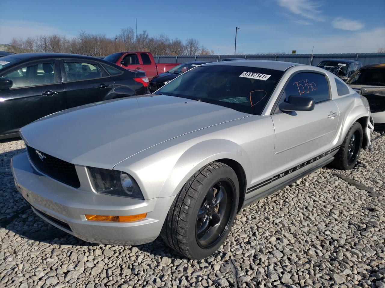 Photo 2 from auction – 2008 FORD MUSTANG with VIN 1ZVHT80N885207249
