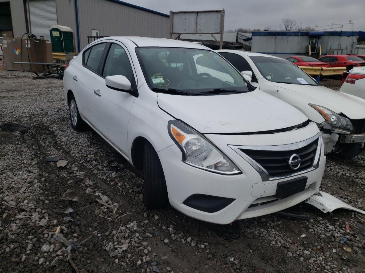 NISSAN VERSA S 2016 with VIN 3N1CN7AP9GL895779 - Photo from auction