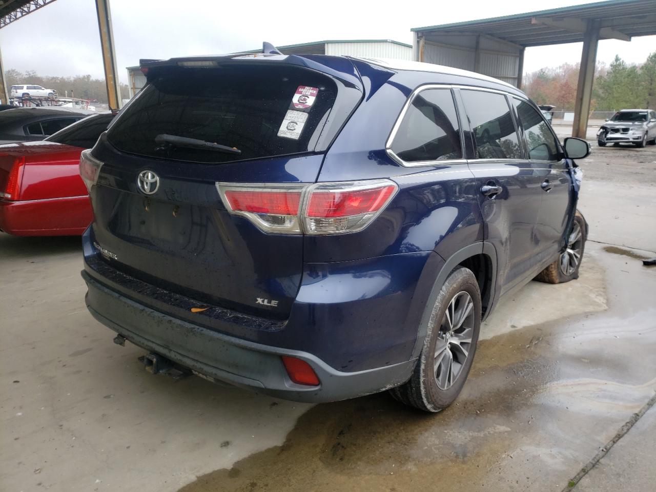 Photo 4 from auction – 2016 TOYOTA HIGHLANDER with VIN 5TDKKRFH1GS165650