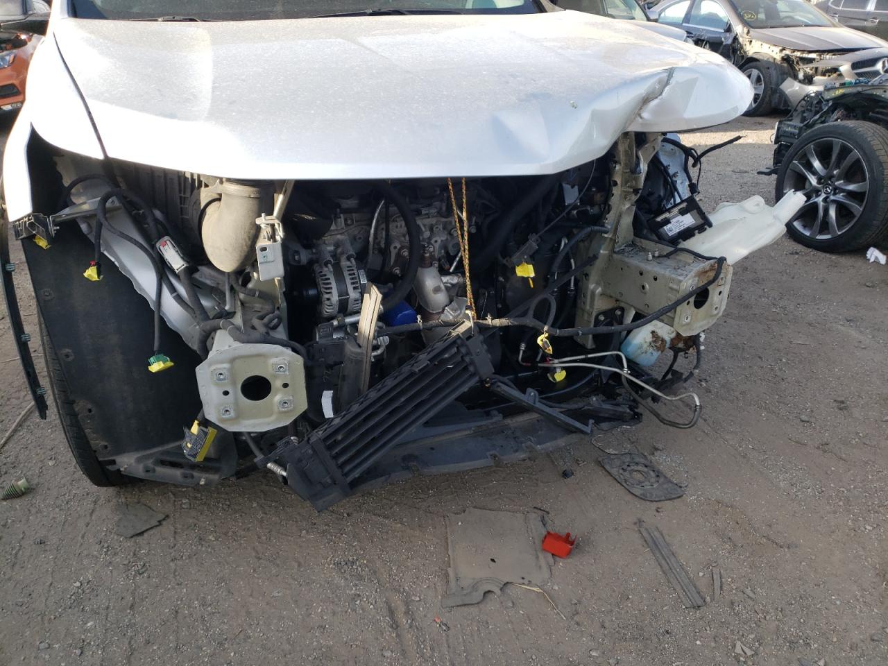 Photo 9 from auction – 2018 CHEVROLET TRAVERSE L with VIN 1GNERFKW5JJ117608