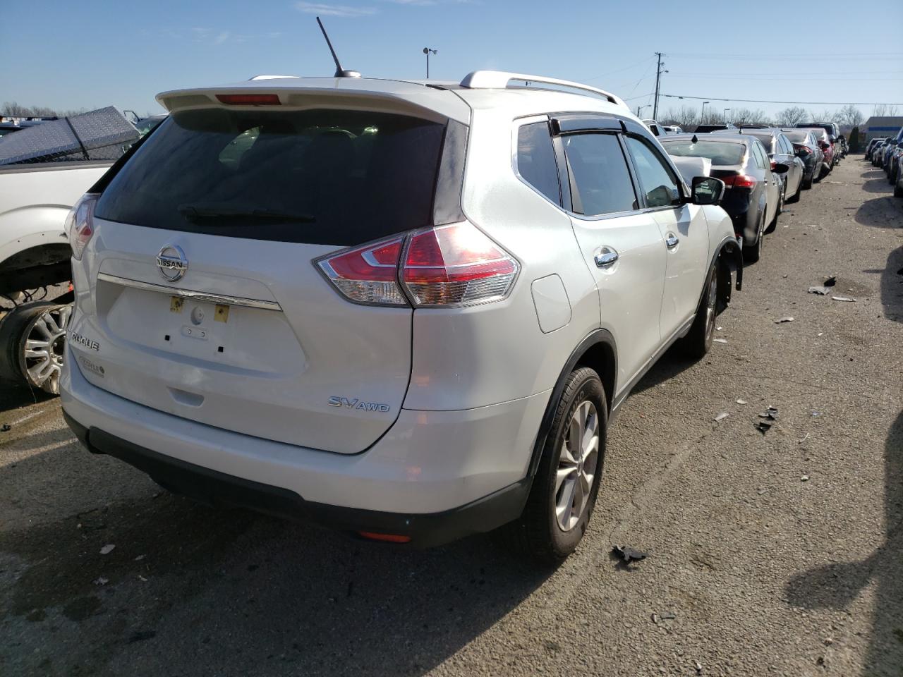 Photo 4 from auction – 2016 NISSAN ROGUE S with VIN KNMAT2MV6GP730347