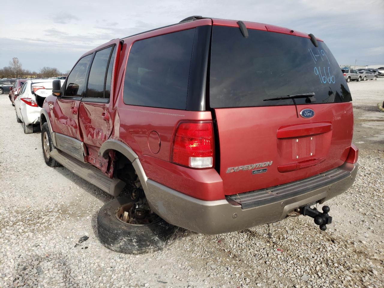 Photo 3 from auction – 2003 FORD EXPEDITION with VIN 1FMFU17L53LB89666