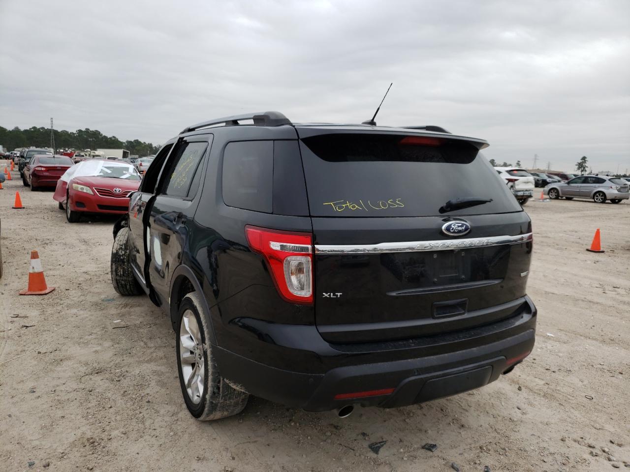 Photo 3 from auction – 2015 FORD EXPLORER X with VIN 1FM5K8D83FGC48253