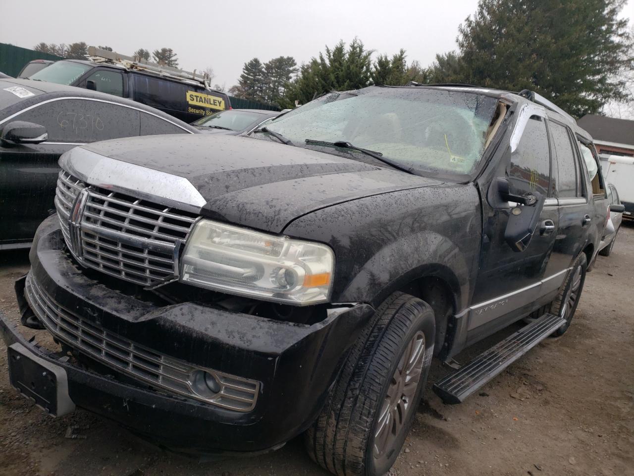 Photo 2 from auction – 2007 LINCOLN NAVIGATOR with VIN 5LMFU28527LJ07496