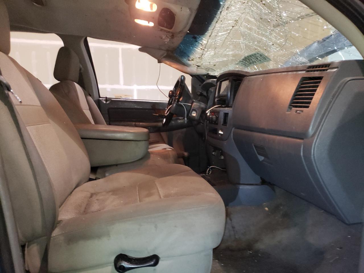 Photo 5 from auction – 2006 DODGE RAM 2500 S with VIN 1D7KS28C56J245415