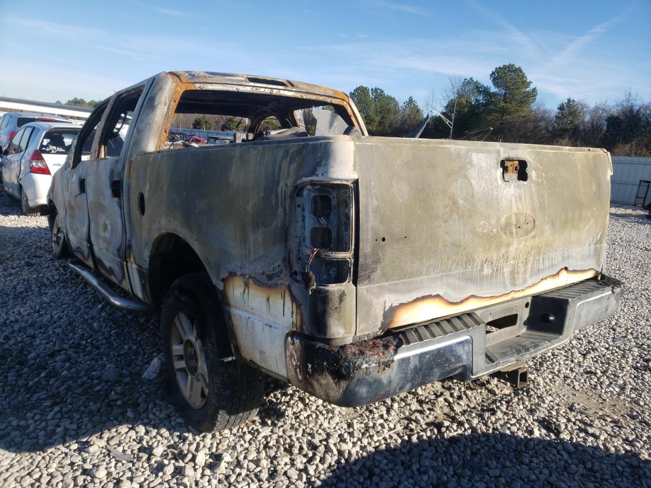 Photo 3 from auction – 2004 FORD F150 SUPER with VIN 1FTPW14554KA48211