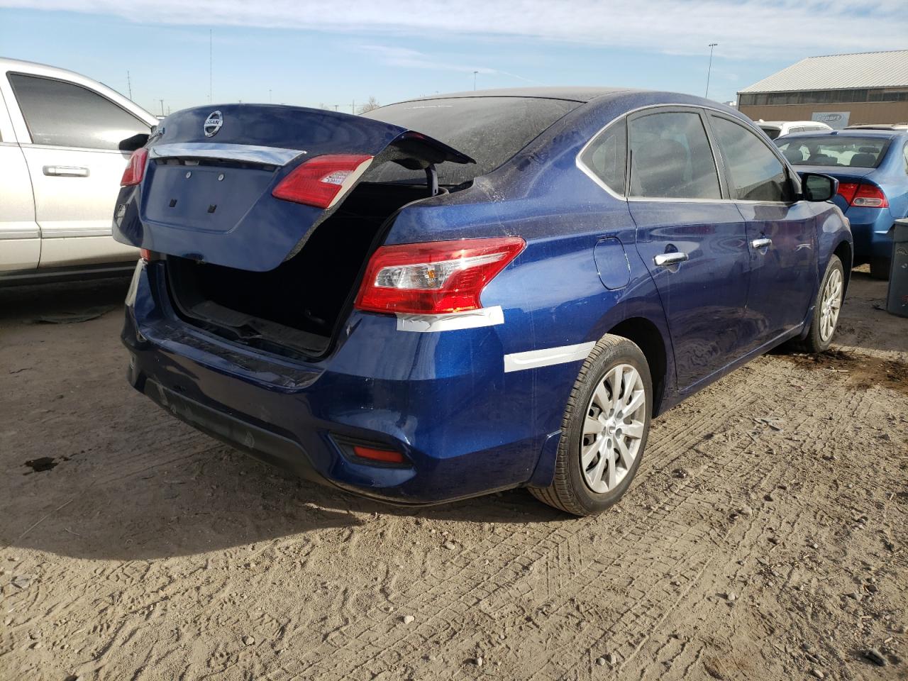 Photo 4 from auction – 2016 NISSAN SENTRA S with VIN 3N1AB7AP2GY253634