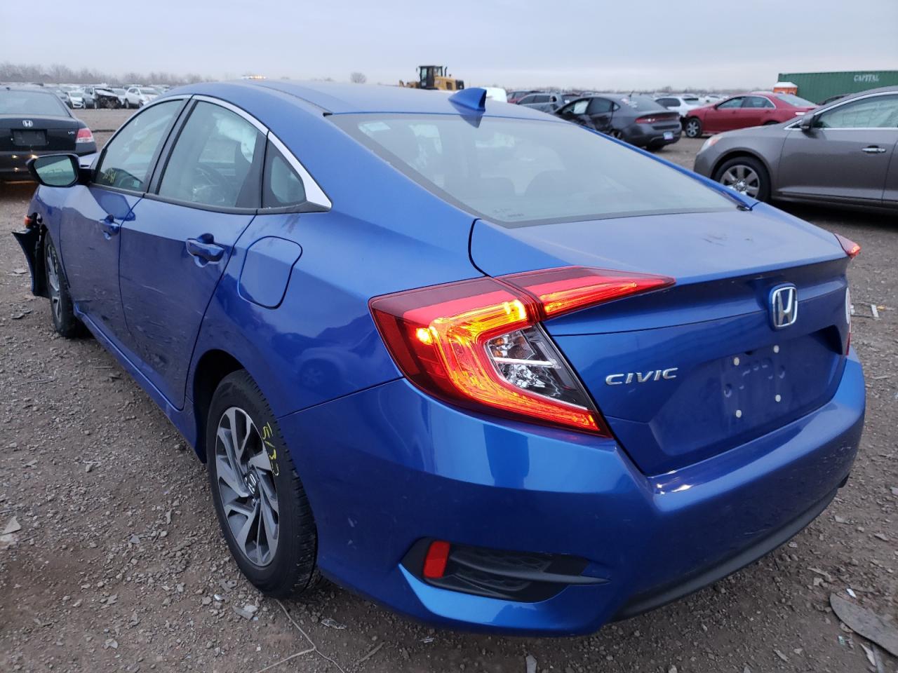 Photo 3 from auction – 2018 HONDA CIVIC EX with VIN 19XFC2F79JE035100